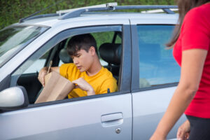 Read more about the article fedex delivery driver